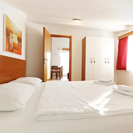 Apartment By The Sea Pag - 13329